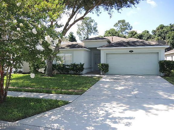 3rd image of 839 Macon Dr