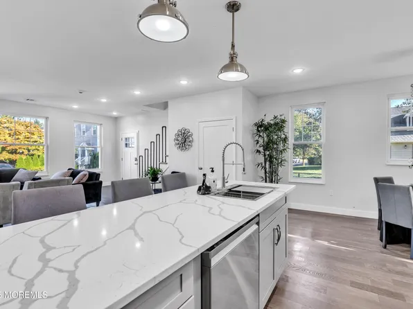 24 Albert Street, Red Bank, NJ 07701