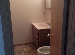 919 4th Ave S, Clinton, IA 52732