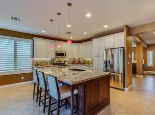 41318 N Prestancia Dr, Phoenix, AZ 85086