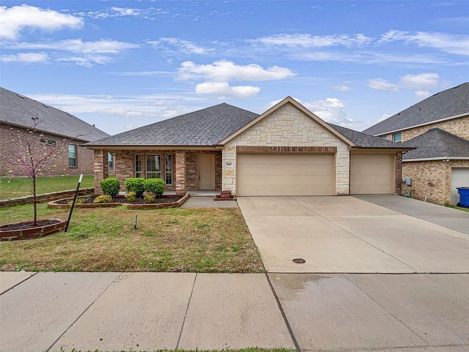 1st image of 576 McKenna Dr
