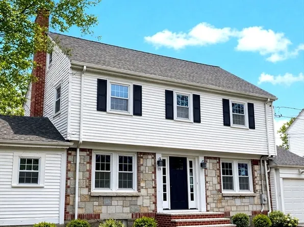 19 Myles Standish Rd, West Roxbury, MA 02132