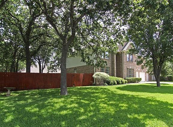 5th image of 28000 Oakland Hills Dr