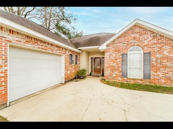 18852 Mackie Ct, Ponchatoula, LA 70454