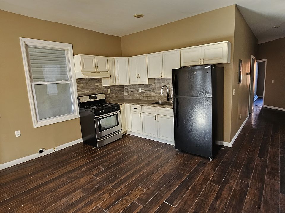 1st image of 622 Bramhall Ave #1