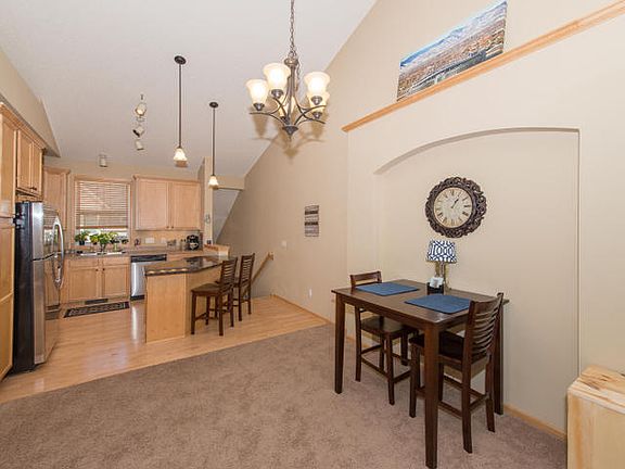 4th image of 11137 Club West Cir NE #C