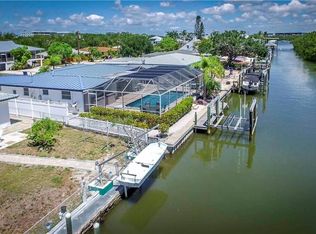 156 Tropical Shore Way, Fort Myers Beach, FL 33931