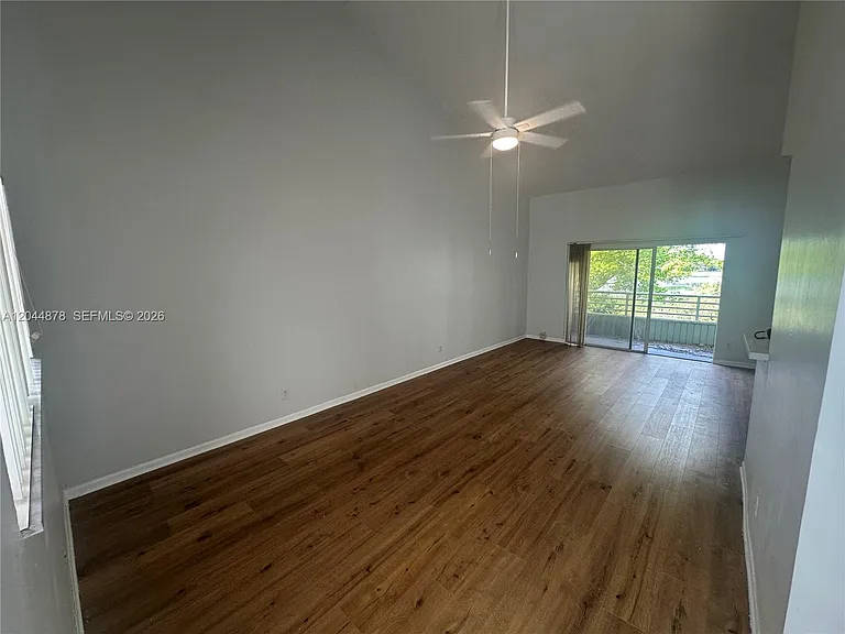 3417 NW 44th St #206 — Photo 5