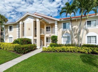 7724 Jewel Ln #Y-102, Naples, FL 34109