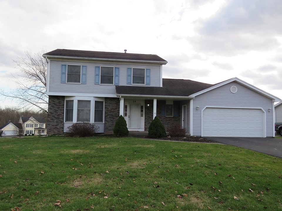 1st image of 30 Redfern Dr