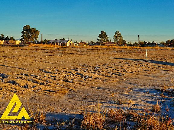 5th image of 1991 S Valley View Cir E