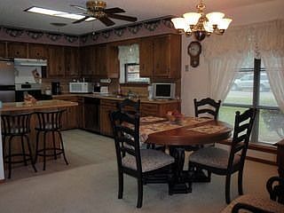 2nd image of 3224 Heritage Ln