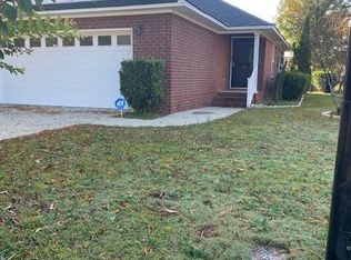 3701 Beacon Dr, Sumter, SC 29154