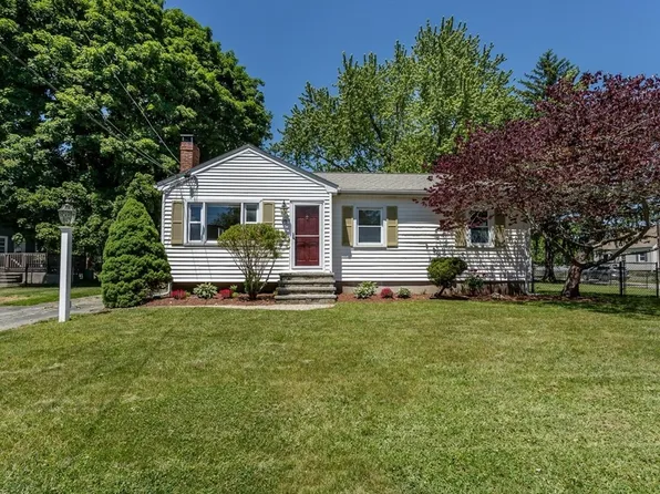 12 Priscilla Ave, Bellingham, MA 02019