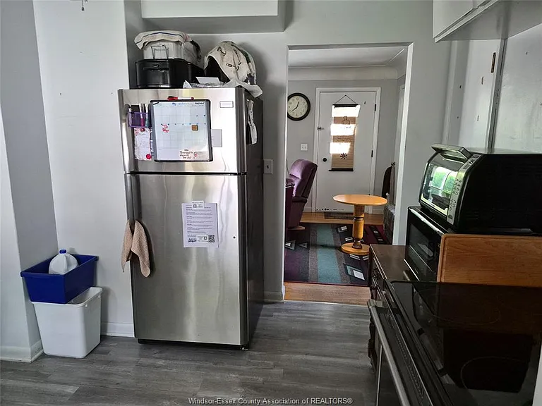 27 Horwath Ave — Photo 5