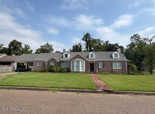 403 Cypress Ave, Clarksdale, MS 38614