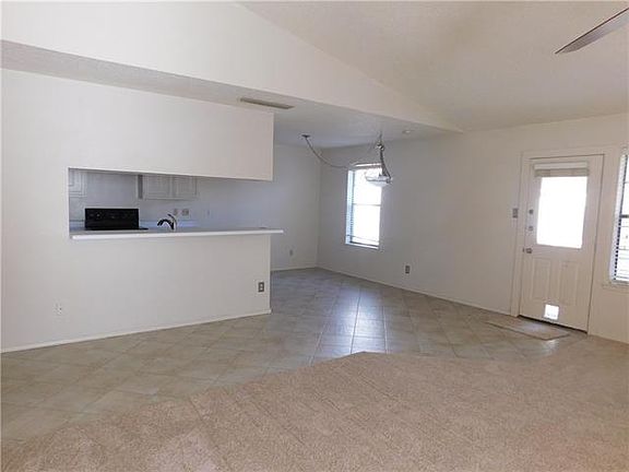 5th image of 3922 Sweetgum Ct