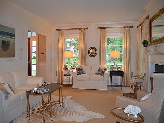 Captivating Colonial