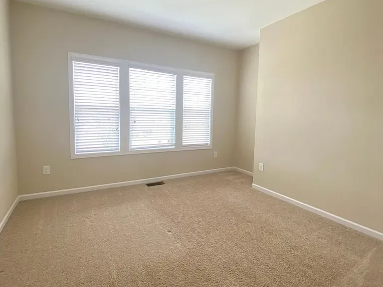 2789 Milano Ave — Photo 11