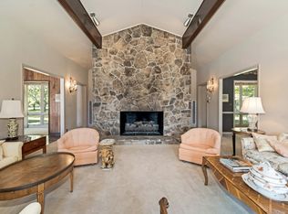215 Hickory Ln, Smithville, TN 37166