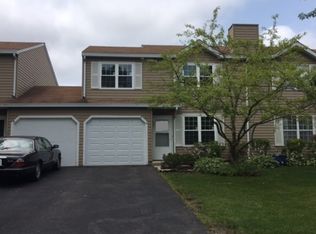 2032 Westview Ln, Round Lake Beach, IL