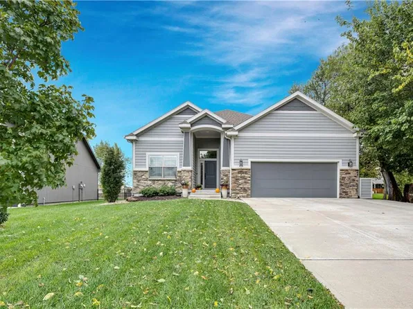16300 S Britton St, Olathe, KS 66062