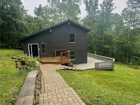 66777 Barrett Hill Rd, Cambridge, OH 43725