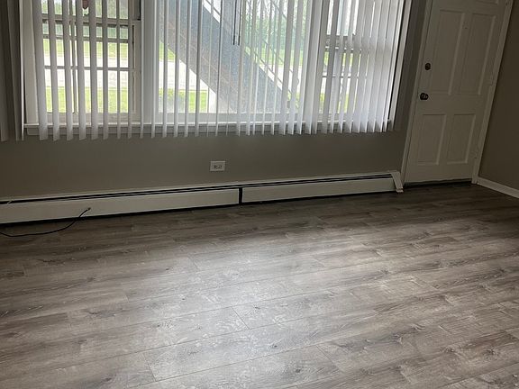 2nd image of 7831 Roberts Rd Unit 2