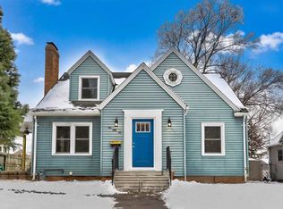 1056 Independence Ave, Waterloo, IA 50703