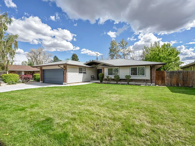 1490 Foster Dr — Photo 50