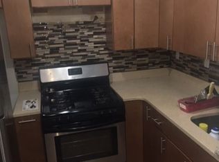 419 Howe Ave, Bronx, NY 10473