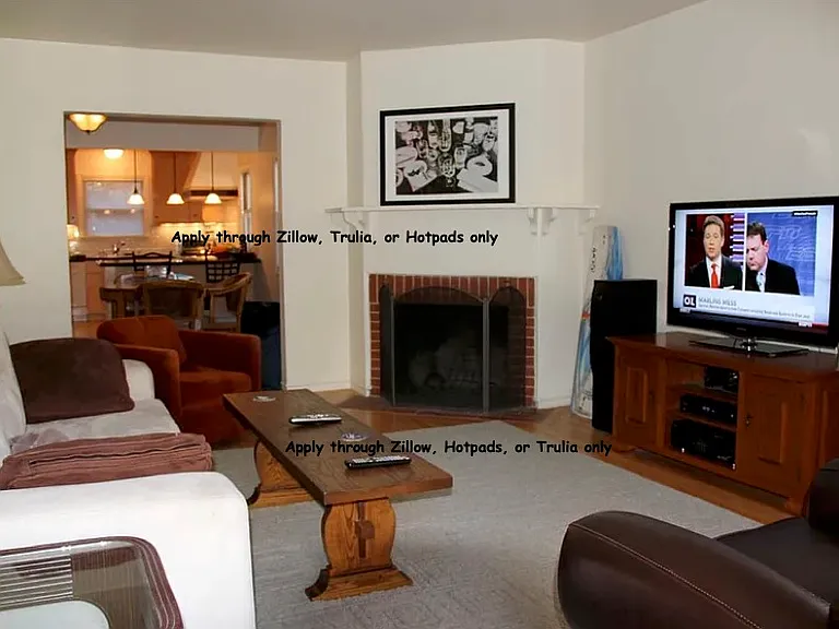 3072 Riverside Blvd — Photo 2