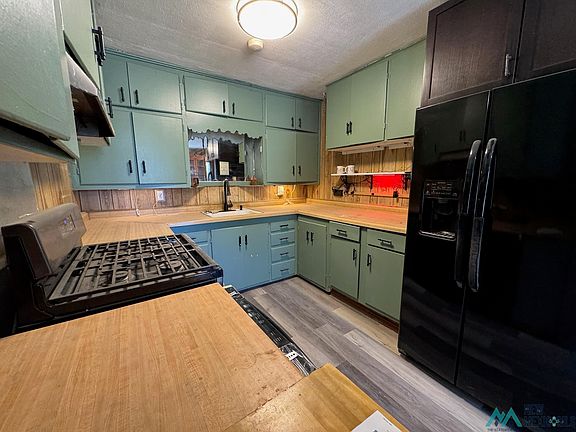3rd image of 814 N Atkinson Ave