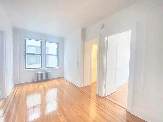 Rented by Mae Equities | media 1