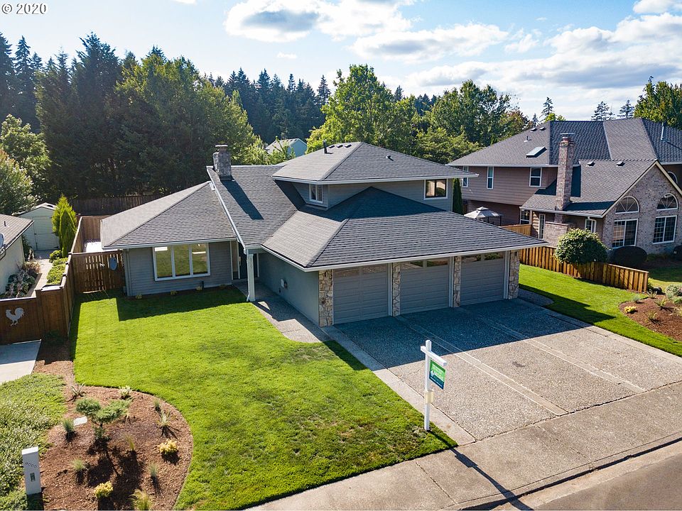 1st image of 509 NE Goldie Dr