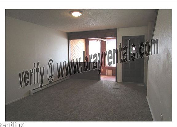 3192 Hill Ave. #1 living dining sunroom