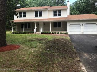 15 Magnolia Dr, Jackson, NJ 08527