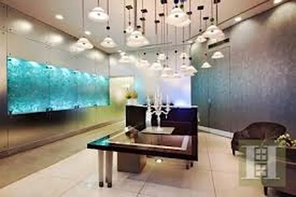 Sold by Owner | media 15