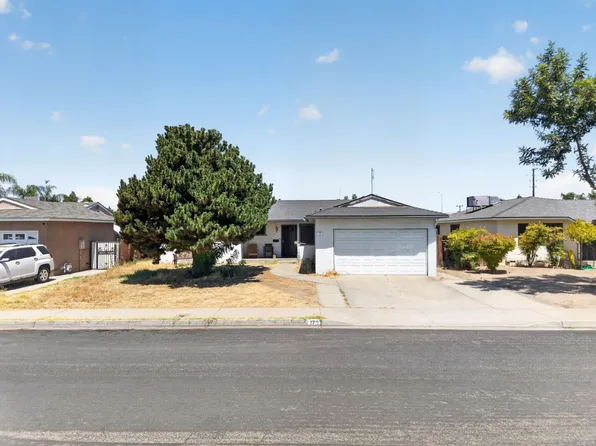 179 W Norwich Ave, Clovis, CA 93612