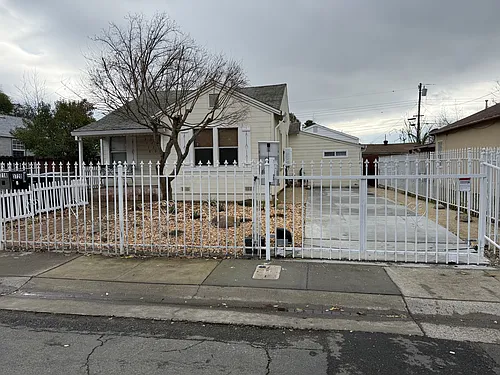 3718 16th Ave Photo 1