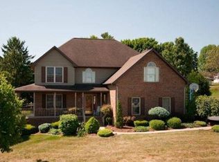 219 N View Dr, Dayton, VA 22821