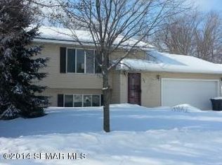 104 9th Ave NE, Dodge Center, MN 55927