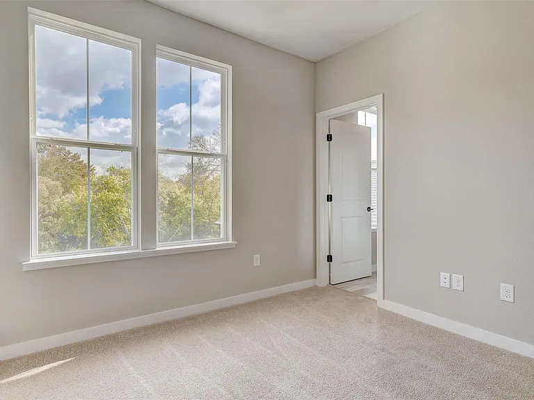 3809 Valley View Rd #13 — Photo 13