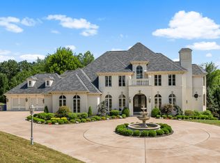 108 Carriage Hill Dr, Mars, PA 16046