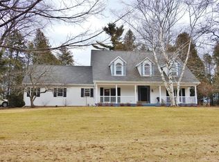 7287 Pine Grove Ln, Two Rivers, WI 54241