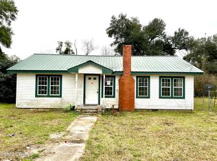 2633 Milton St, Cottondale, FL 32431