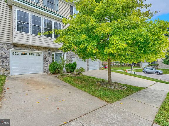 2nd image of 4 Carmichael Ct