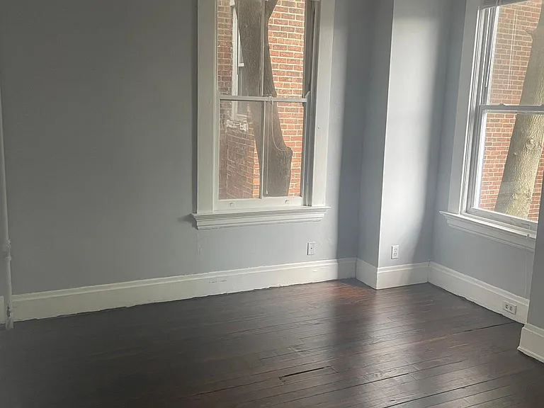 331 W McMillan St — Photo 7