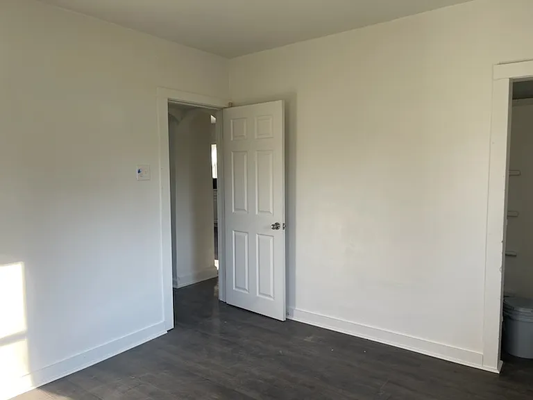 2201 E Harvard Ave — Photo 9