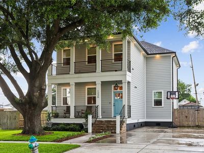 1236 Perrin Dr, Arabi, LA, 70032